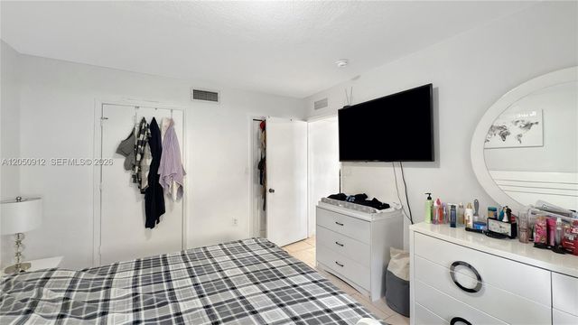 3395 NE 9th Street 101, Homestead, FL 33033