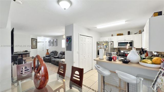 3395 NE 9th Street 101, Homestead, FL 33033