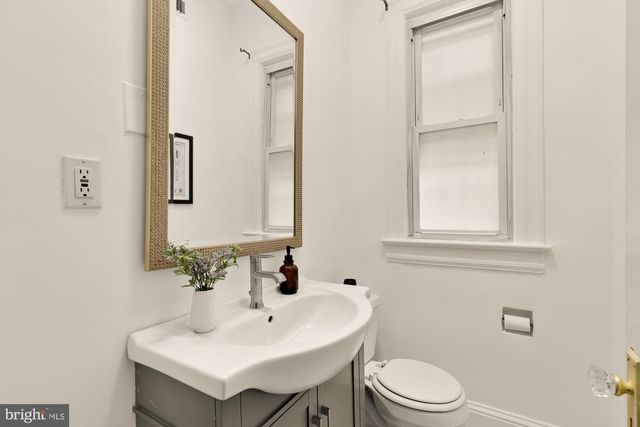 55 ADAMS ST NW, Washington, DC 20001