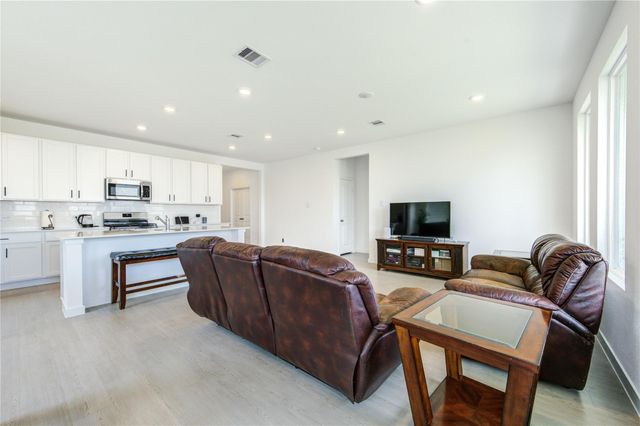 21614 Springhill Grove Lane, Waller, TX 77484