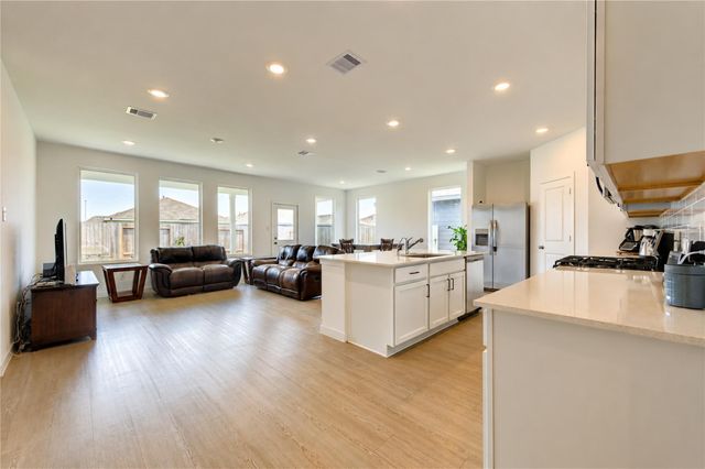 21614 Springhill Grove Lane, Waller, TX 77484