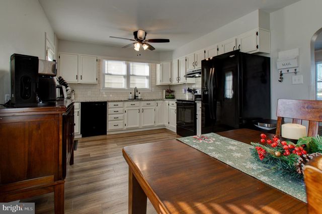 332 DARETOWN, Elmer, NJ 08318