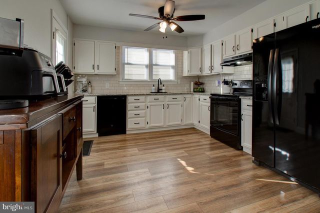 332 DARETOWN, Elmer, NJ 08318