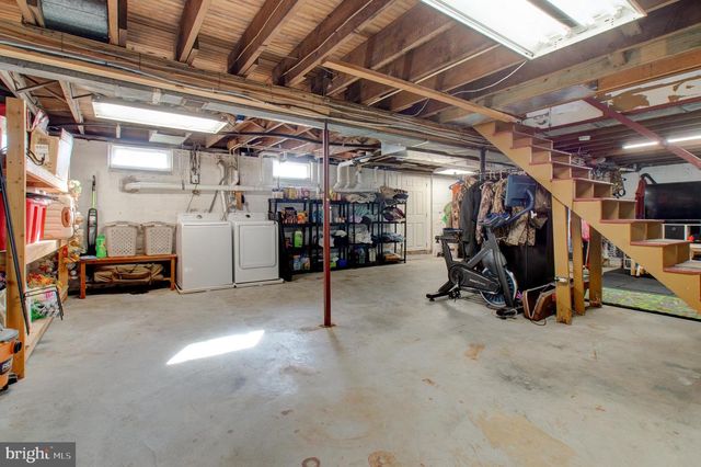 332 DARETOWN, Elmer, NJ 08318