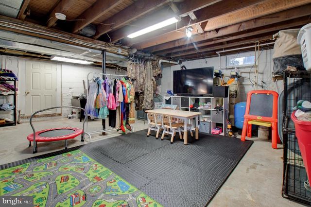 332 DARETOWN, Elmer, NJ 08318