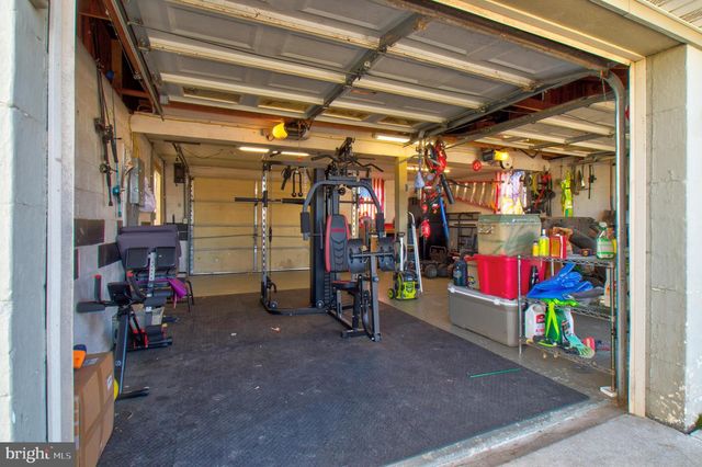 332 DARETOWN, Elmer, NJ 08318