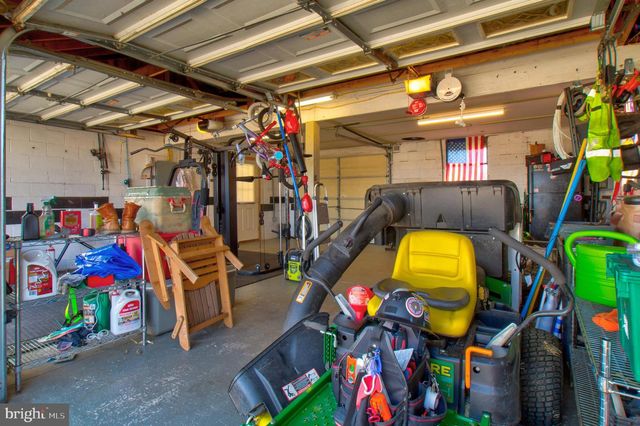 332 DARETOWN, Elmer, NJ 08318