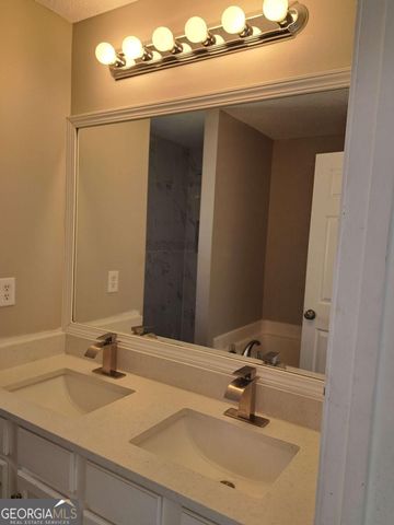 3328 Waggoner Place, Rex, GA 30273