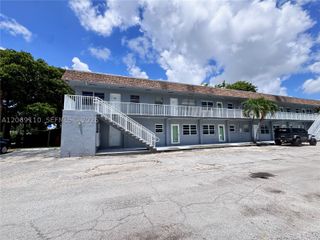 3265 Griffin Rd 202, Dania Beach, FL 33312