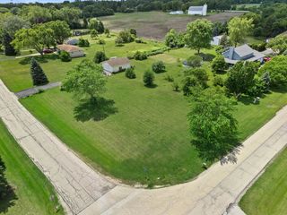 2968 Valley View Road, Wadsworth, IL 60031