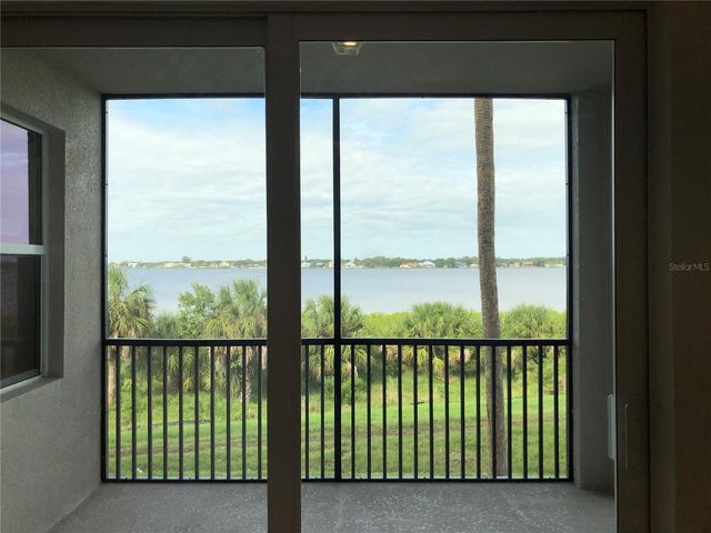 1010 TIDEWATER SHORES LOOP 206, Bradenton, FL 34208