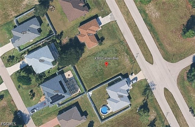 4302 Garden BLVD, Cape Coral, FL 33909