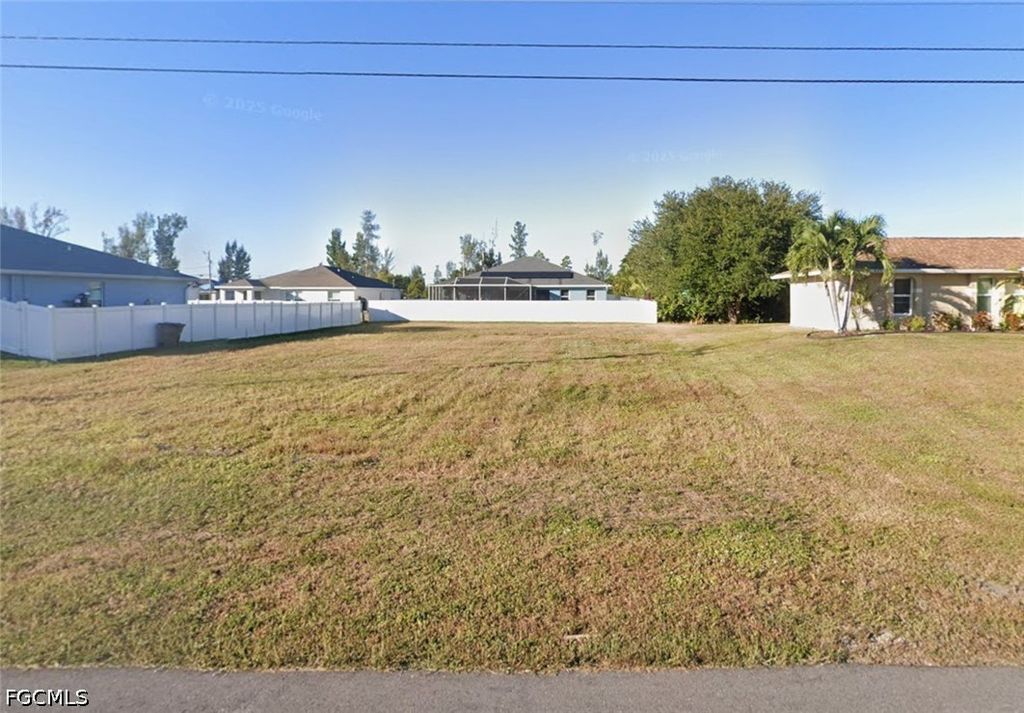 4302 Garden BLVD, Cape Coral, FL 33909