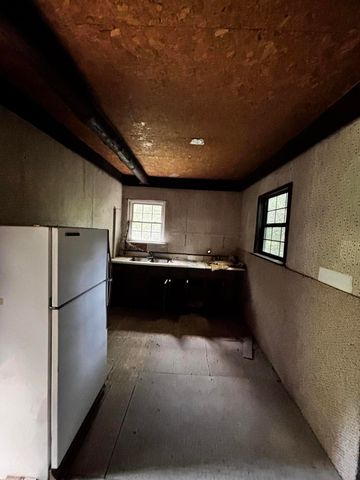 266 Cove Hill Road, Pikeville, TN 37367