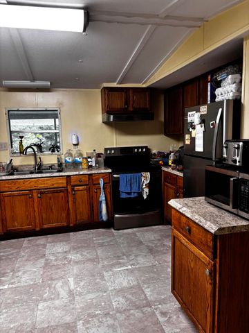266 Cove Hill Road, Pikeville, TN 37367