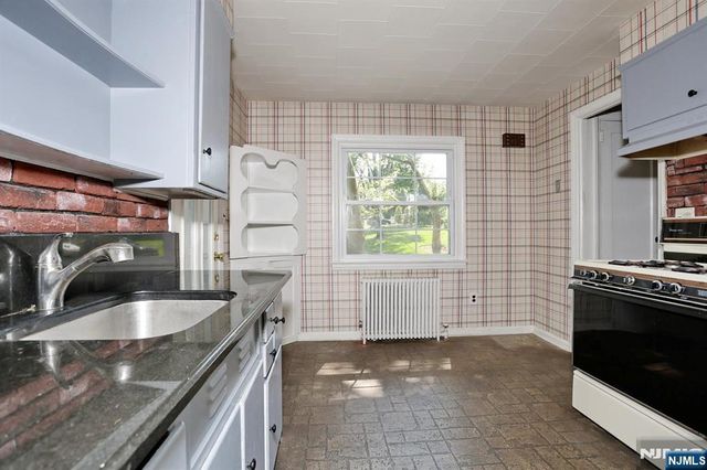 1806 Palisade Avenue, Teaneck, NJ 07666