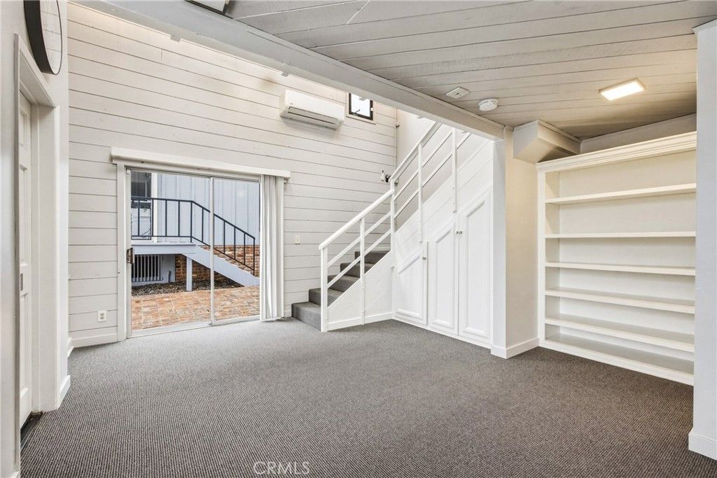 1435 Glenneyre, Laguna Beach, CA 92651 — photo 2