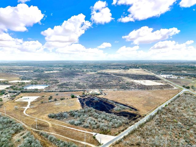 4884 County Road 342, Kenedy, TX 78119