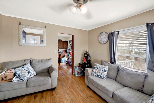 4884 County Road 342, Kenedy, TX 78119