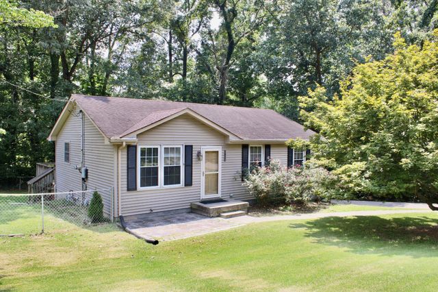 2153 Blakemore Dr, Clarksville, TN 37040