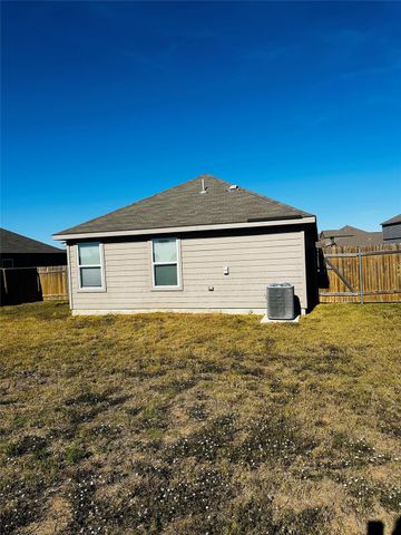 18501 Quiet Range DR, Elgin, TX 78621