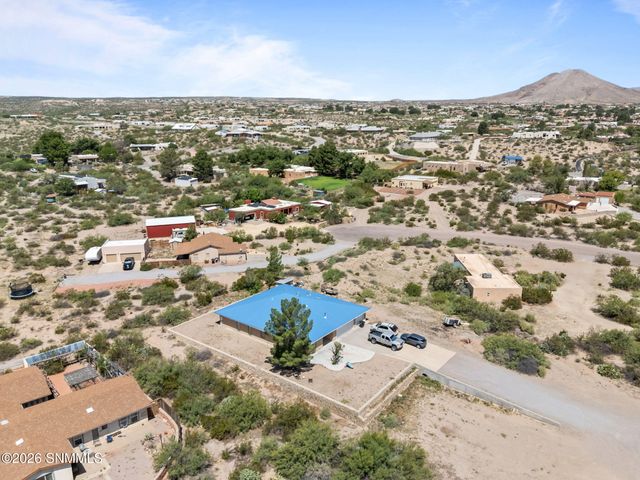 1021 La Quinta Street, Las Cruces, NM 88007