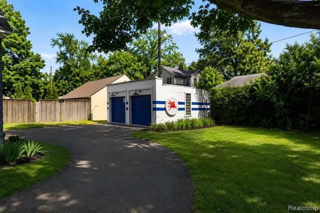 714 Atlantic Street, Milford, MI 48381