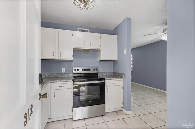 1200 Shoreline Dr 312, Gulf Breeze, FL 32561