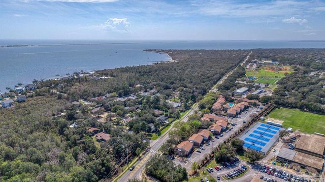 1200 Shoreline Dr 312, Gulf Breeze, FL 32561
