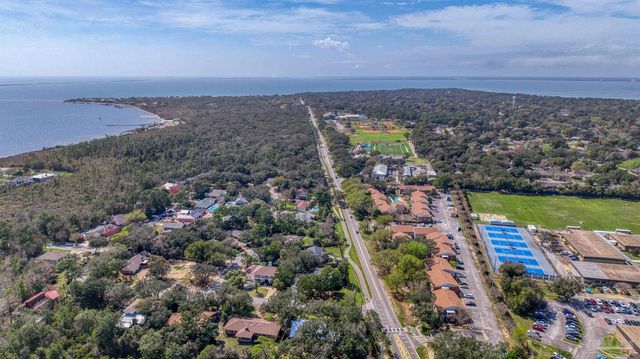1200 Shoreline Dr 312, Gulf Breeze, FL 32561