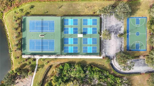 8725 STONE HARBOUR LOOP, Bradenton, FL 34212