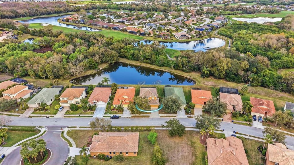 Image 50 of property listing at 8725 STONE HARBOUR LOOP, Bradenton, FL 34212