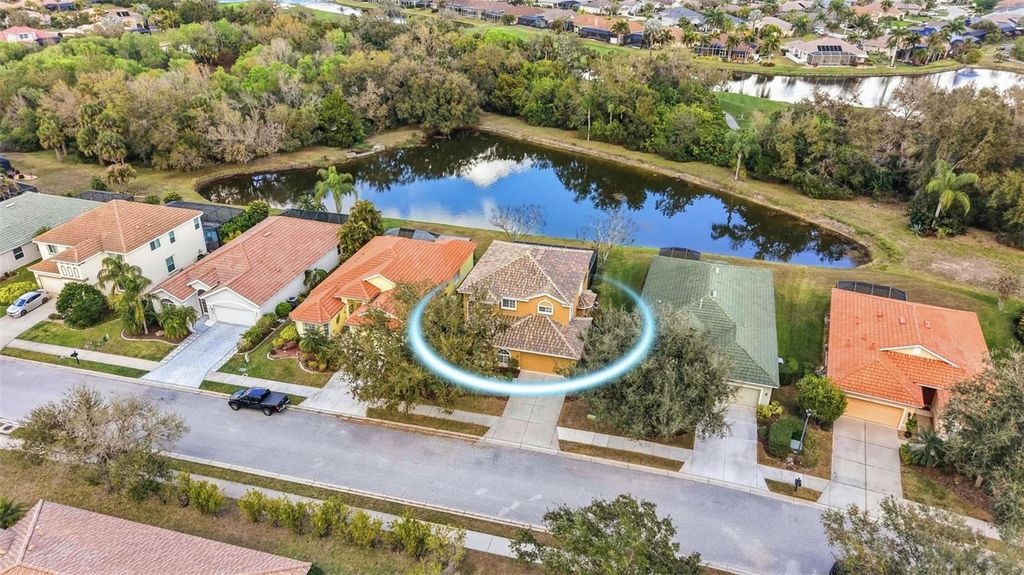 Image 51 of property listing at 8725 STONE HARBOUR LOOP, Bradenton, FL 34212
