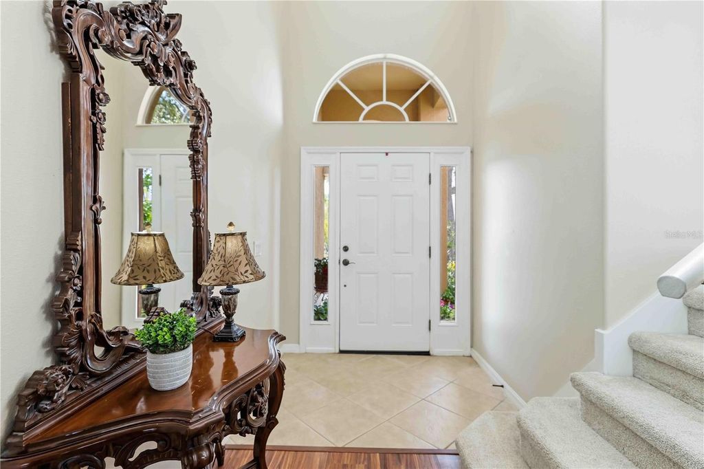 Image 9 of property listing at 8725 STONE HARBOUR LOOP, Bradenton, FL 34212