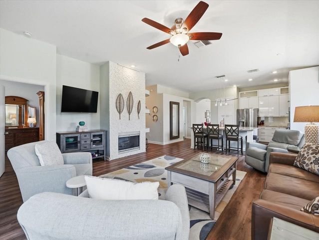 19409 GOLDEN SLIPPER PLACE, Lutz, FL 33558