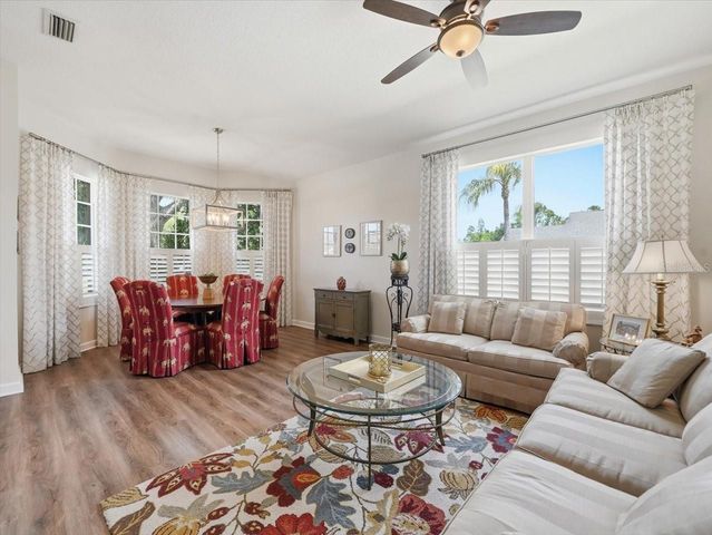 19409 GOLDEN SLIPPER PLACE, Lutz, FL 33558