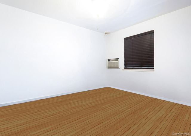 2044 26th Street, Astoria, NY 11105