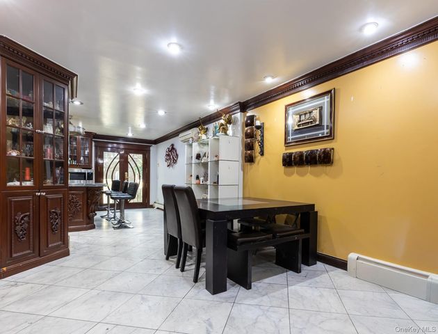 2044 26th Street, Astoria, NY 11105