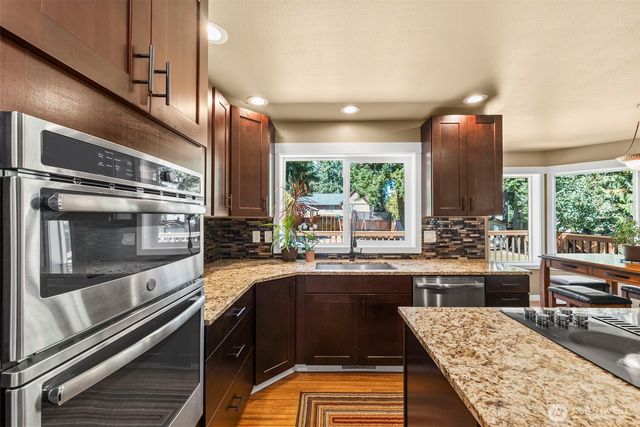 16520 89th Avenue E, Puyallup, WA 98375