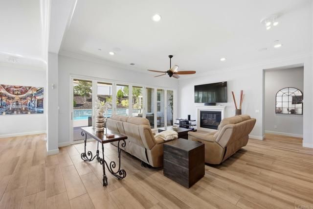 1209 Pfeiler Place, Escondido, CA 92026