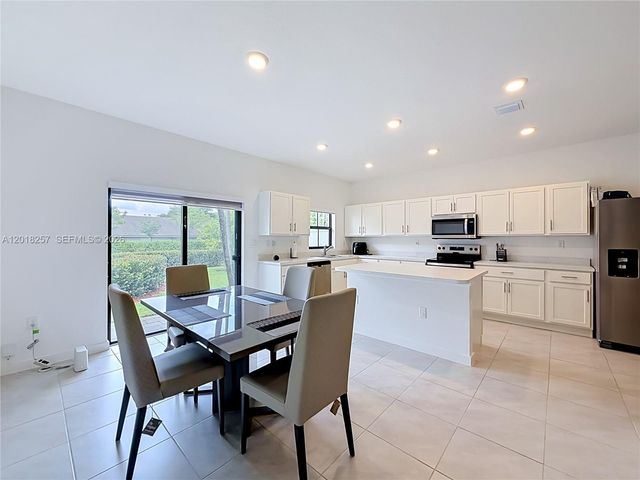 939 NW 3rd Ter 939, Pompano Beach, FL 33060