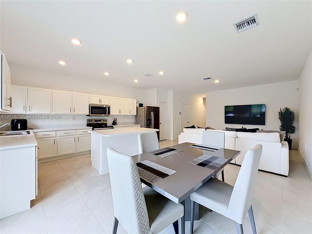 939 NW 3rd Ter 939, Pompano Beach, FL 33060