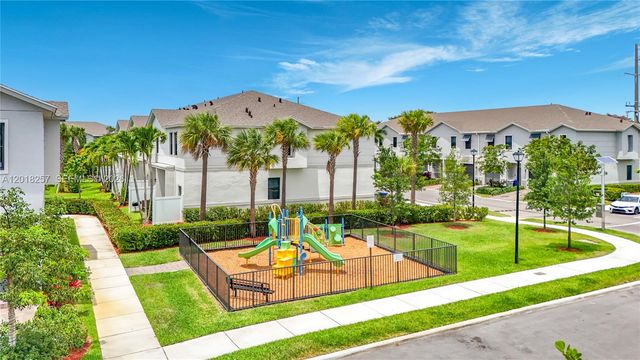 939 NW 3rd Ter 939, Pompano Beach, FL 33060