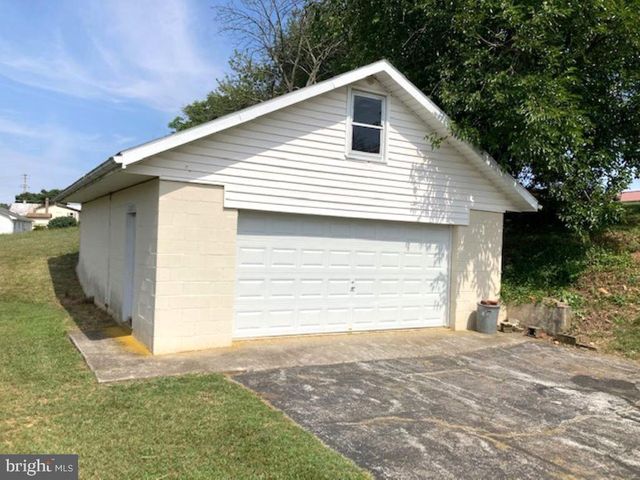 3045 WOOD DRIVE DR, Manchester, MD 21102