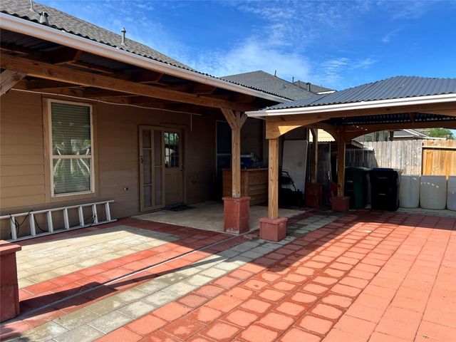 9111 Fuqua Ridge Lane, Houston, TX 77075