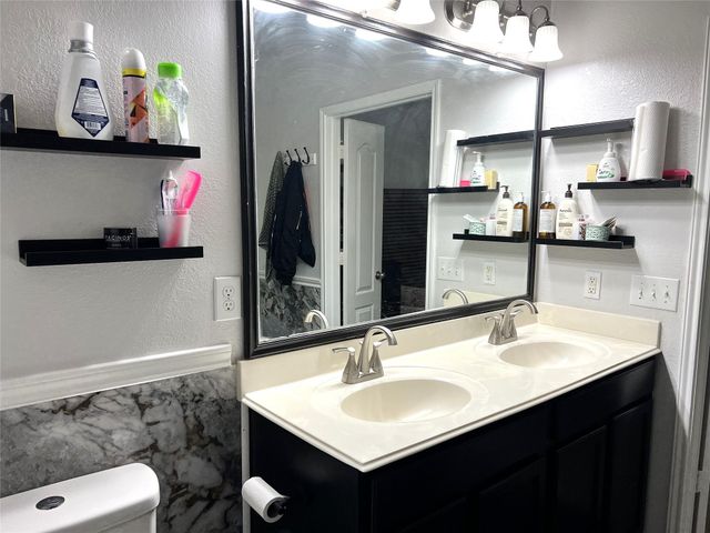 9111 Fuqua Ridge Lane, Houston, TX 77075