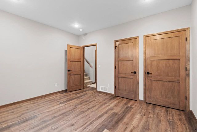1824 SOUTHLAND LANE, New London, WI 54961