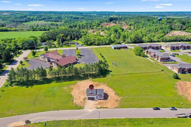 1824 SOUTHLAND LANE, New London, WI 54961