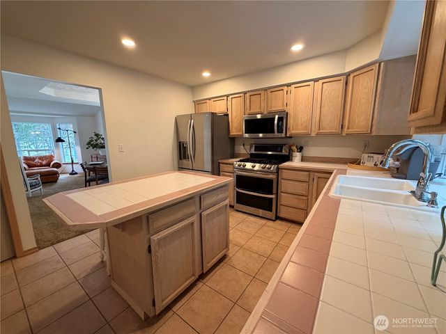 24505 229th Court SE, Maple Valley, WA 98038