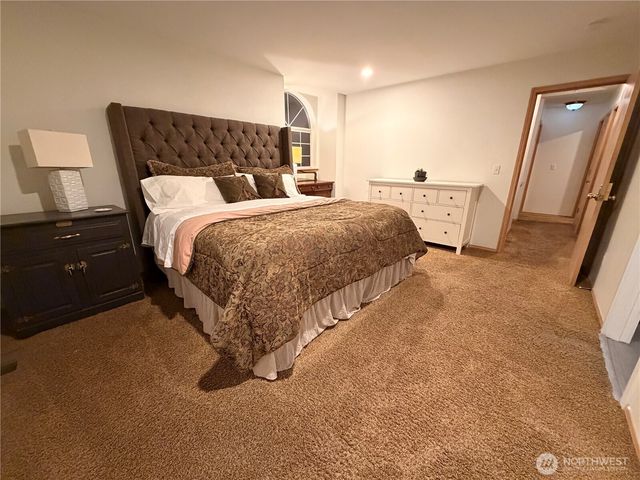 24505 229th Court SE, Maple Valley, WA 98038